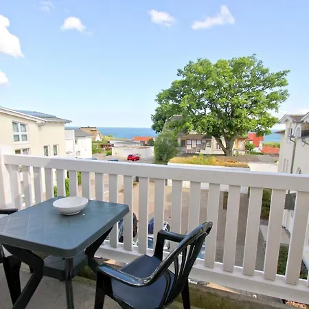 Mit Meerblick Und Balkon, Gratis Nutzung Vom Ahoi Erlebnisbad Und Sauna In Sellin - Meeresblick 48 * Goehren (Ruegen)