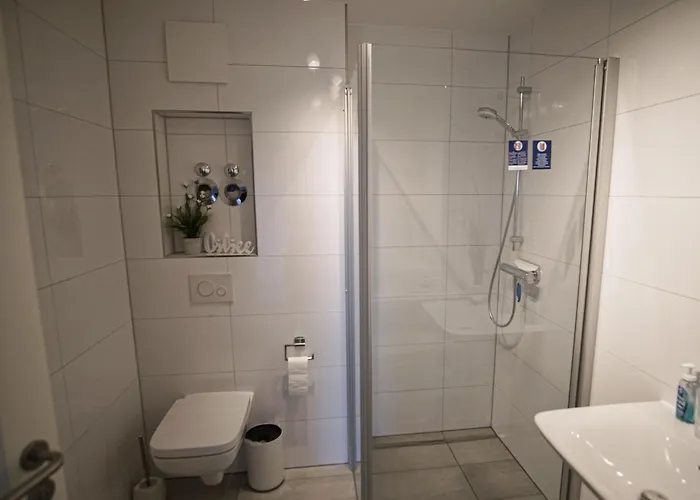 아파트 Meeresblick Residenzen 48 Mit Sauna- Und Schwimmbadnutzung Im Ahoi Sellin